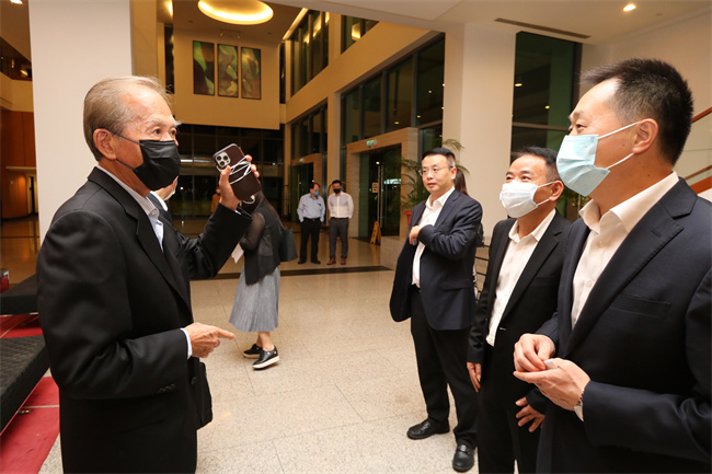 合资公司领导随管委代表团出访马来西亚