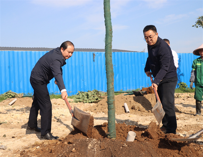 中马合资公司积极参加中马钦州产业园区义务...