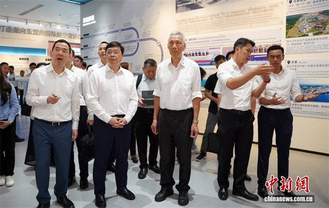 转载‖李显龙到访广西：新中合作范围广，要...